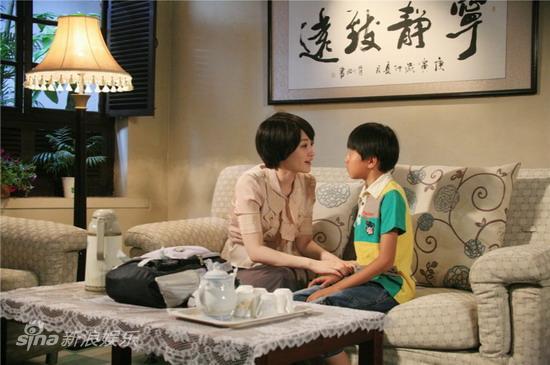 电视剧春暖花开，高科技引领未来生活，全新体验之旅