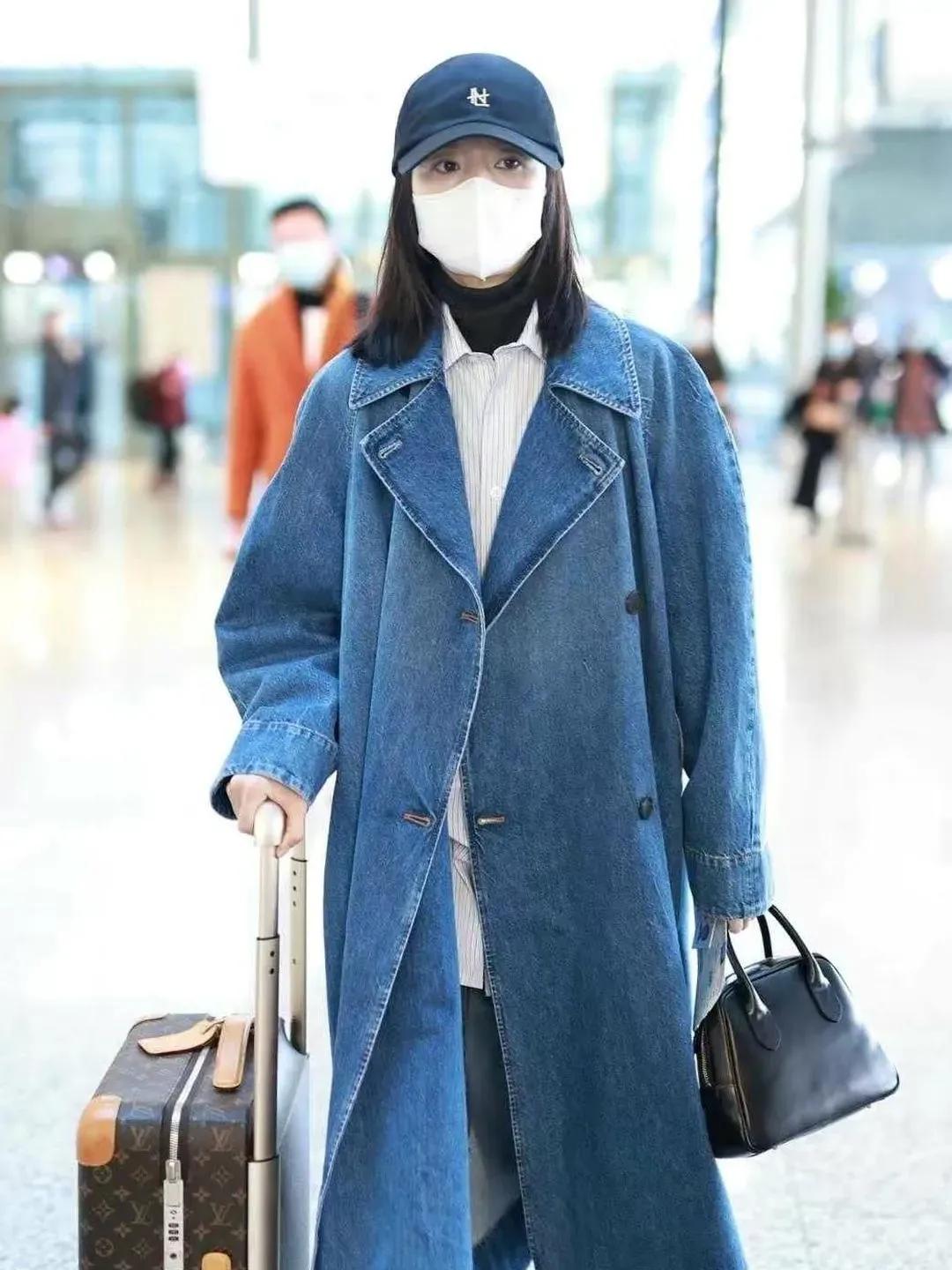女士长款风衣最新款，时尚魅力与风格演变解析