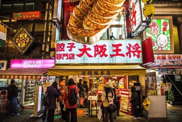 科技融合美食，动漫餐厅重塑餐饮新纪元