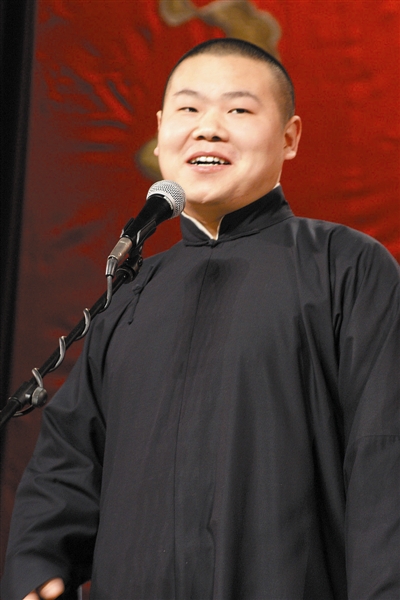 相声演员岳的高科技新品，开启智能相声新时代，颠覆传统体验