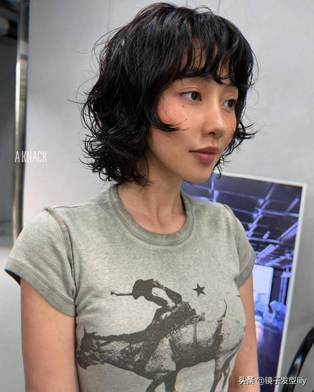 2025最新短发烫发