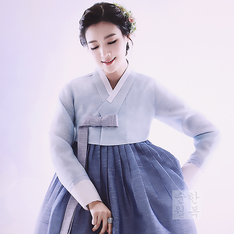 最新款韩服，时尚潮流与个人立场的深度探讨